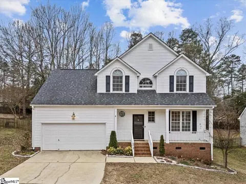 324 Neely Crossing Ln, Simpsonville, SC 29680