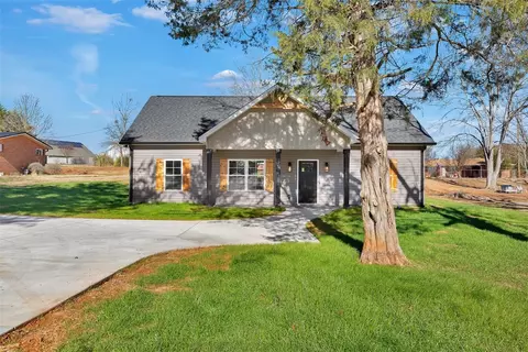 1704 Whitehall Rd, Anderson, SC 29625