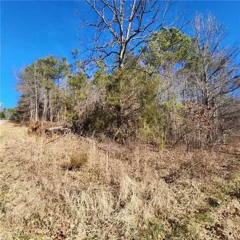 319 Shannandoah Dr, Westminster, SC 29693