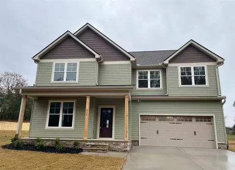 Exterior - 325 Thompson St, Pendleton, SC 29670 photo 7 of 8