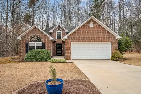 420 N Sweetwater Hills Dr, Moore, SC 29369