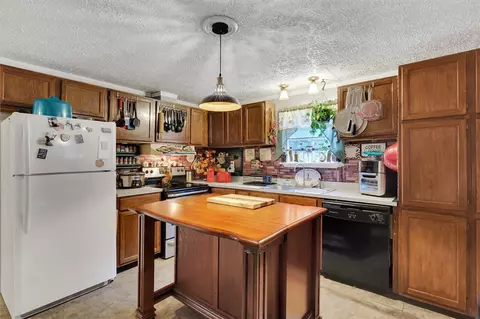 415 Partridge Dr, Williamston, SC 29697 photo 14