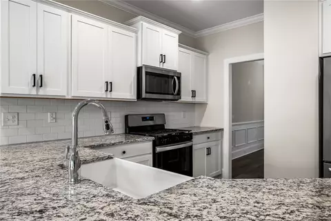 Kitchen - 220 Tralee Dr, Pendleton, SC 29670 photo 3 of 3
