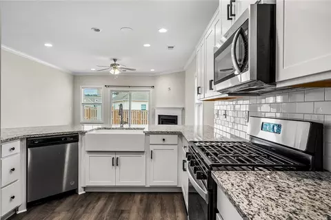 Kitchen - 220 Tralee Dr, Pendleton, SC 29670 photo 2 of 3