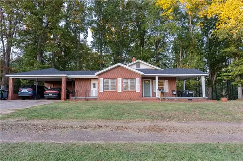 326 Elclay Dr, Seneca, SC 29672