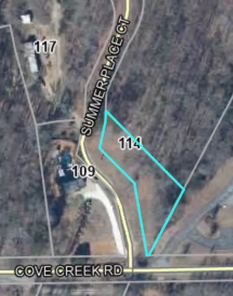 114 Summer Place Ct, Pickens, SC 29671