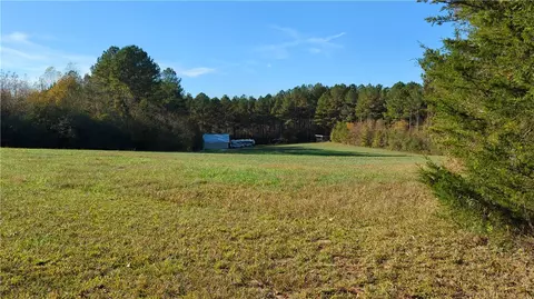 171 S Retreat Rd, Westminster, SC 29693