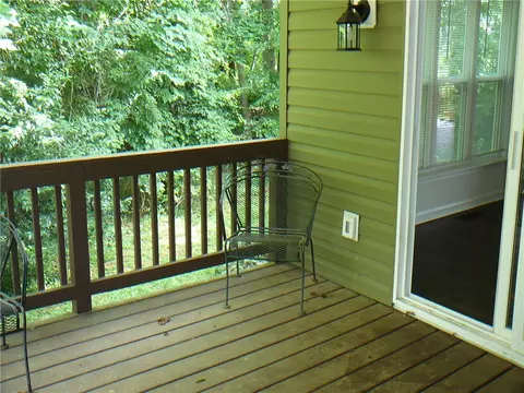 Exterior - 215 Maple Dr, Anderson, SC 29621 photo 7 of 9