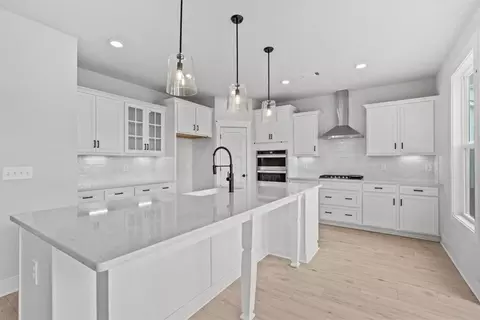 227 Maverick Trl, Central, SC 29630 photo 9