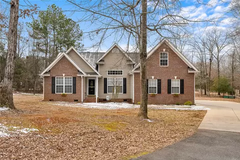 107 Richland Cove Rd, Anderson, SC 29626