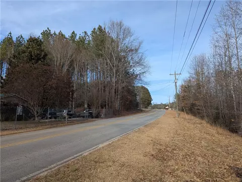112 Park Ave, Salem, SC 29676