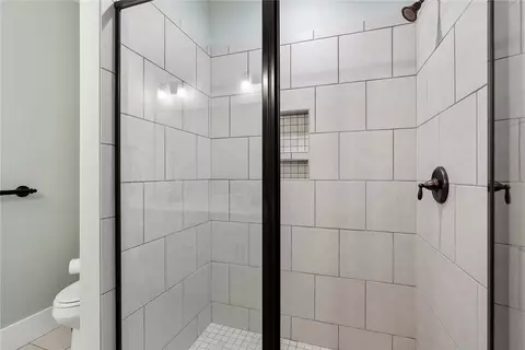 Bath - 120 Tuttle St, Clemson, SC 29631 photo 3 of 5