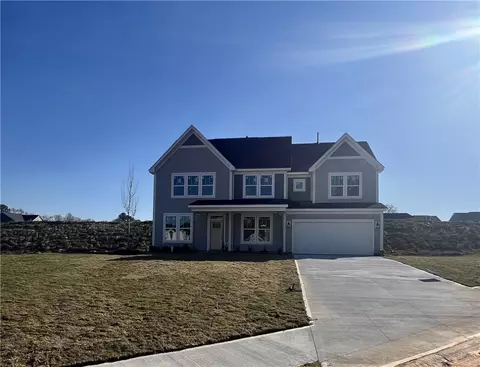 126 Kayfield Farms Dr, Anderson, SC 29621