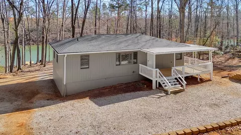 670 Dusty Trail Dr, Seneca, SC 29678