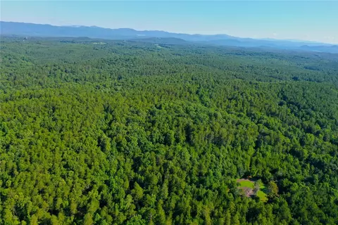 746 E Acres - 369 E Stamp Creek Rd, Salem, SC 29676