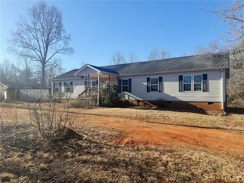 171 John Deere Ln, Easley, SC 29640