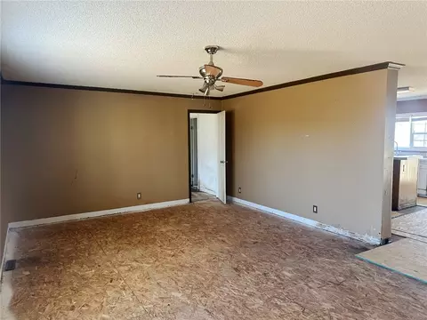 Living - 171 John Deere Ln, Easley, SC 29640 photo 2 of 2