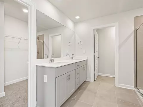 Bath - 612 Spruce Pine Dr, Pendleton, SC 29670 photo 2 of 7