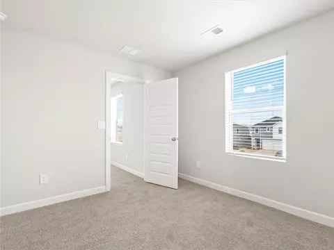 Bedroom - 612 Spruce Pine Dr, Pendleton, SC 29670 photo 10 of 10