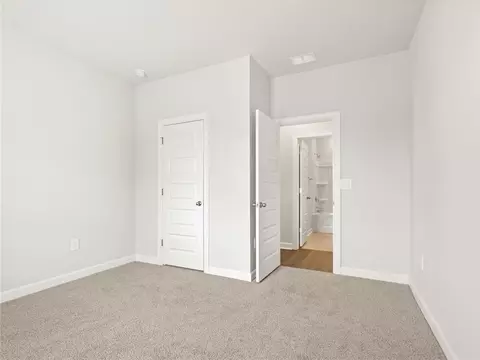 Bedroom - 612 Spruce Pine Dr, Pendleton, SC 29670 photo 2 of 10