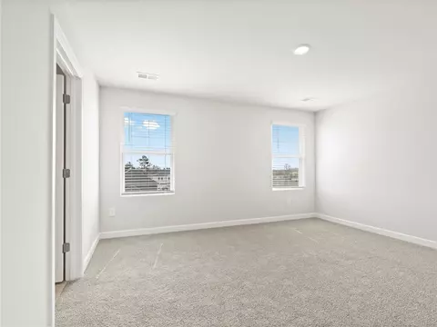 Bedroom - 612 Spruce Pine Dr, Pendleton, SC 29670 photo 3 of 10