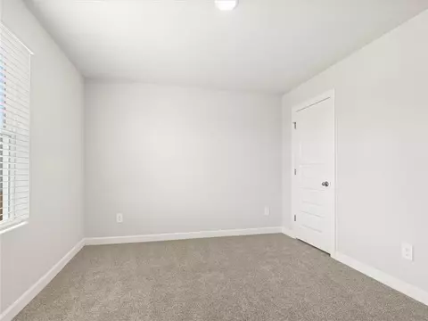 Bedroom - 612 Spruce Pine Dr, Pendleton, SC 29670 photo 9 of 10
