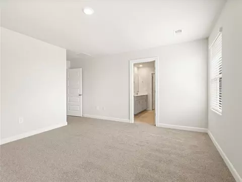 Bedroom - 612 Spruce Pine Dr, Pendleton, SC 29670 photo 4 of 10
