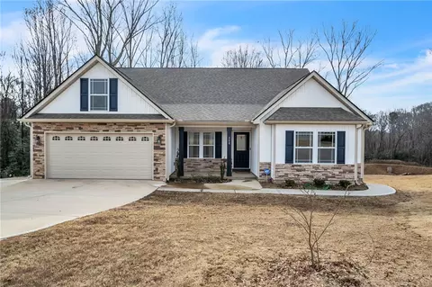 208 Westbrook Dr, Belton, SC 29627