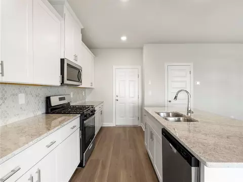 Kitchen - 611 Spruce Pine Dr, Pendleton, SC 29670 photo 1 of 2