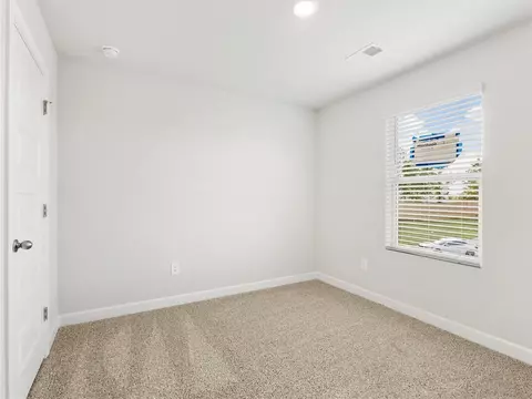 Bedroom - 611 Spruce Pine Dr, Pendleton, SC 29670 photo 4 of 7