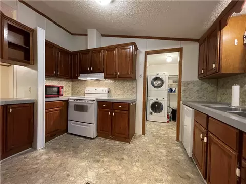 109 Woodstream Ln, Easley, SC 29640 photo 10