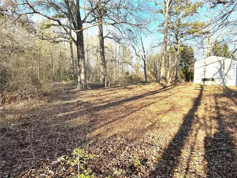 122 Stoddard Rd, Pelzer, SC 29669 photo 2