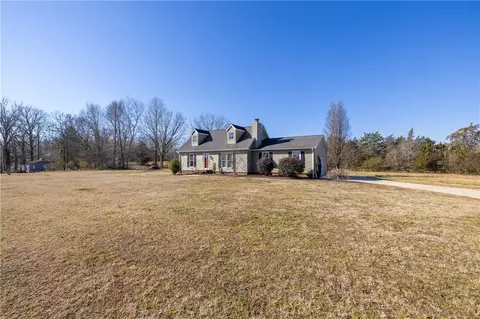3421 Refuge Rd, Central, SC 29630