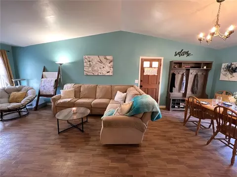 Living - 127 Cedar Creek Cir, Central, SC 29630 photo 1 of 2