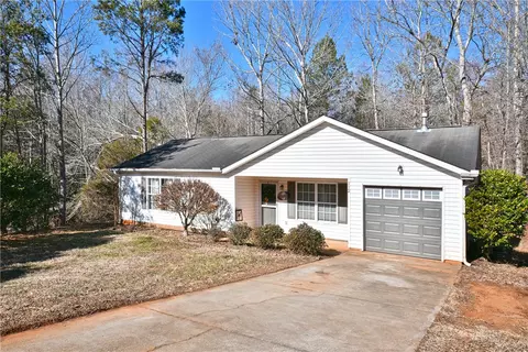 112 Aubrey Ln, Liberty, SC 29657