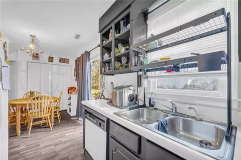 923 Madden Bridge Rd, Central, SC 29630 photo 6