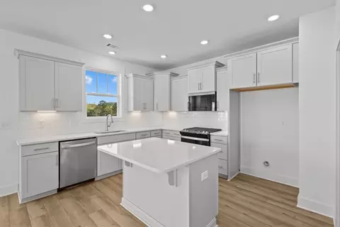 233 Founders Blvd, Central, SC 29630 photo 10