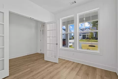 233 Founders Blvd, Central, SC 29630 photo 7