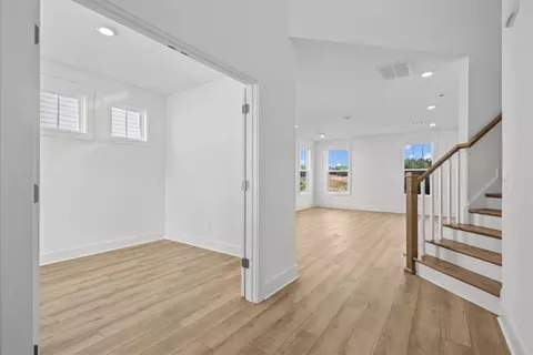233 Founders Blvd, Central, SC 29630 photo 6
