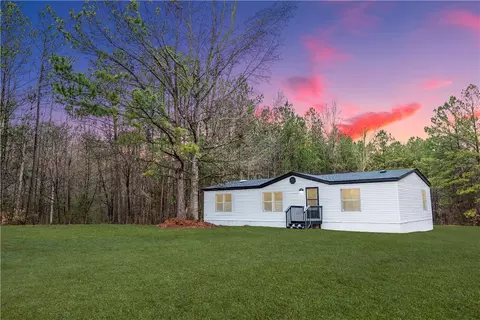 121 Burnett Dr, Abbeville, SC 29620