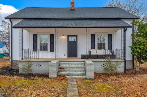 20 Lander St, Williamston, SC 29697
