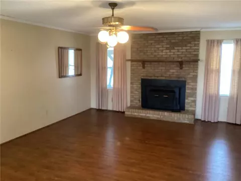 8 Ashley Dr, Williamston, SC 29697 photo 7