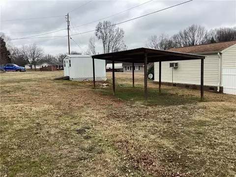 8 Ashley Dr, Williamston, SC 29697 photo 20