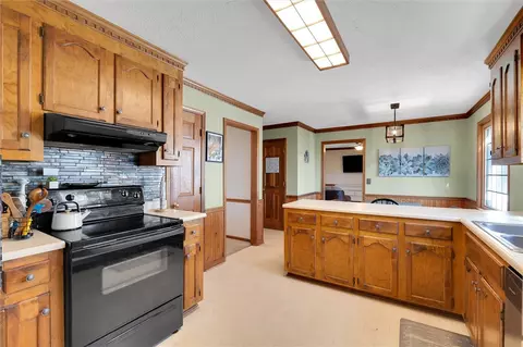 Kitchen - 105 Bent Tree St, Easley, SC 29642 photo 4 of 4