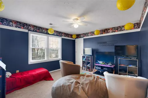 Bedroom - 105 Bent Tree St, Easley, SC 29642 photo 5 of 6