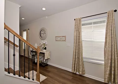 Entry Way - 144 Highland Park Ct, Easley, SC 29642 photo 4 of 8