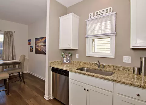 Kitchen - 144 Highland Park Ct, Easley, SC 29642 photo 3 of 6
