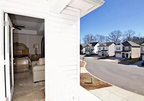 Exterior - 144 Highland Park Ct, Easley, SC 29642 photo 2 of 4
