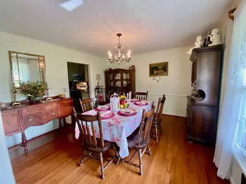 Dining - 1341 Moorehead Pl, Pendleton, SC 29670 photo 1 of 1