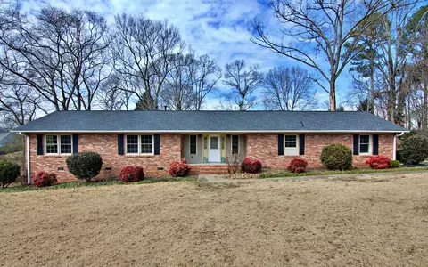 608 Parkwood Dr, Anderson, SC 29625